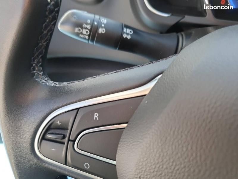 Renault Scénic 1.7 Blue dCi 120ch Intens EDC (image 13)