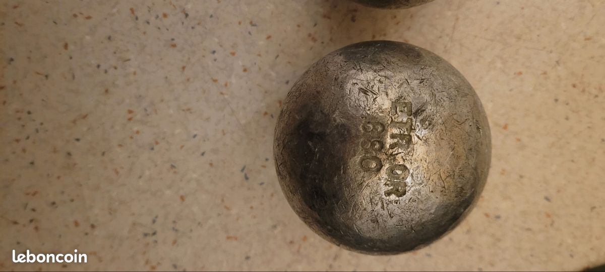 Jeu De 3 Boules De Pétanque ETR OR 680 - Occasion En Bon état - Parfait Pour Jouer Entre Amis