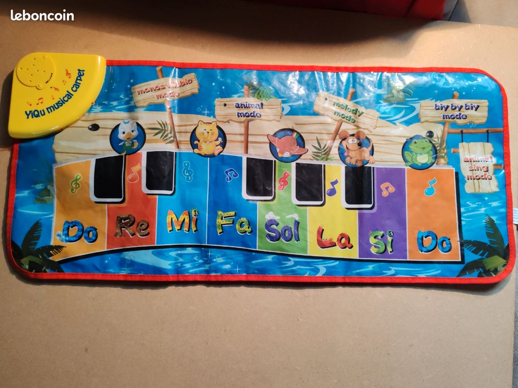 Piano musical souple (image 1)