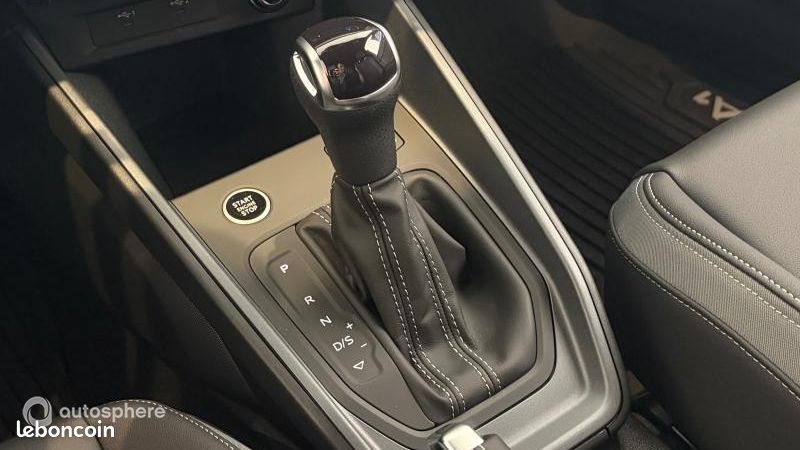 Audi A1 Sportback 35 TFSI 150ch S line S tronic 7 (image 12)