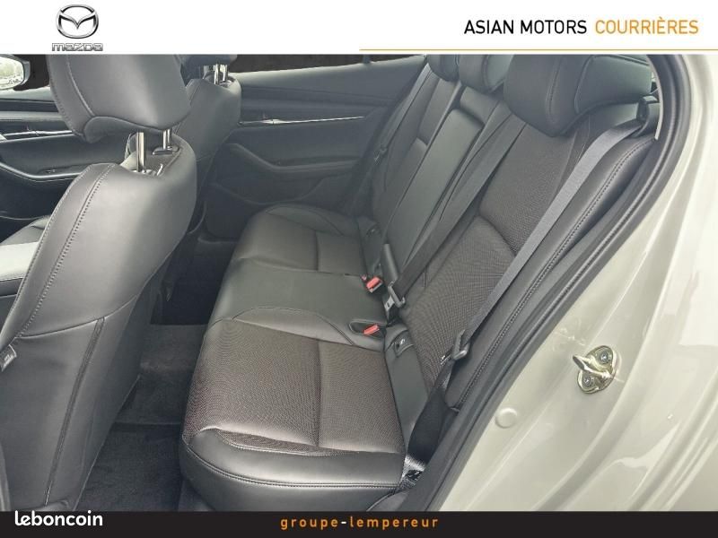 Mazda Mazda 3 Berline 2.0 e-SKYACTIV-X M-Hybrid 186ch Takumi BVA 2025 Euro6e (image 15)