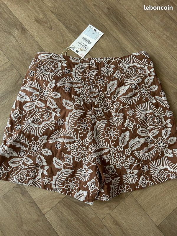 Short brodée Zara (image 3)