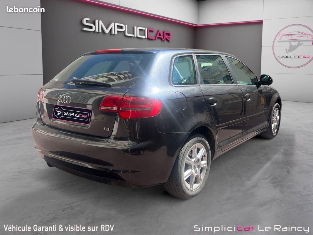AUDI A3 Sportback Ambiente boîte auto 102Ch Radar AR idéal jeune permis Garantie 12 mois (image 8)