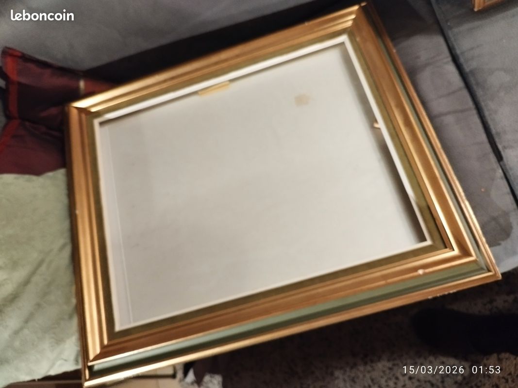 Deux cadres vintage en bois avec plaque en verre (image 2)