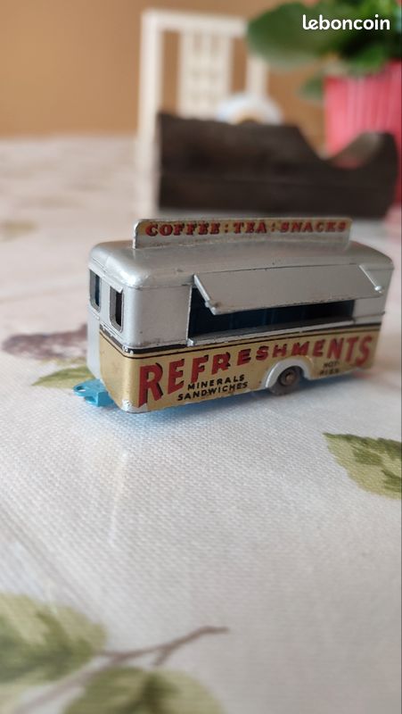 Lesney Matchbox No 74 Mobile Canteen - Good Vintage Original Model