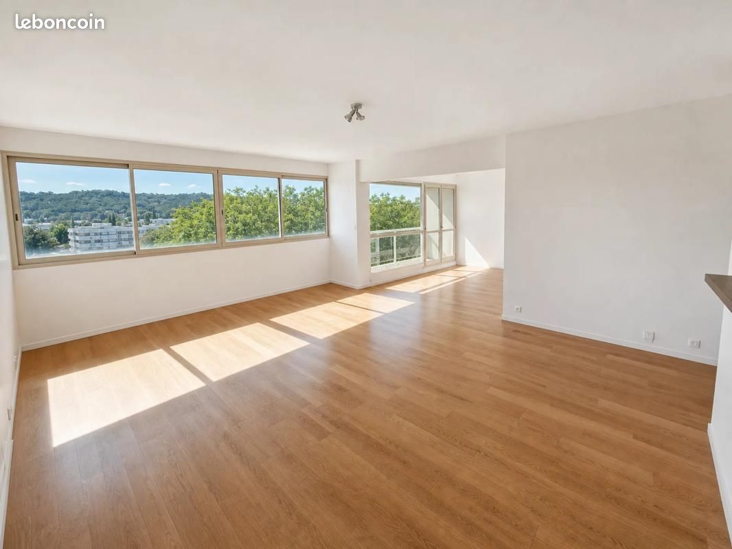 Appartement 4 pièces 96 m² · à Sens · 96 m² · 90 000 €