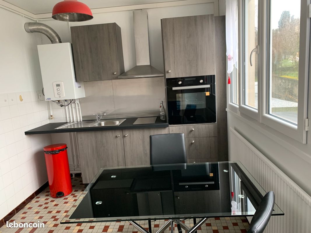 Appartement 1 pièce 40 m² · à Guéret · 40 m² · 400 €