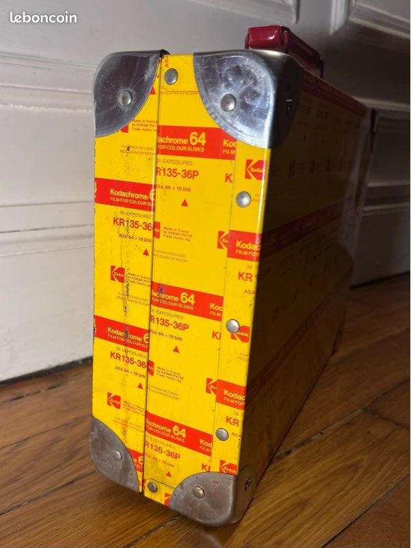 EXC+5] Kodachrome 64 VALISE Publicitaire