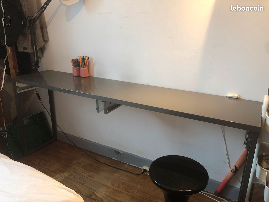 Bureau Ikea URGENT (image 1)