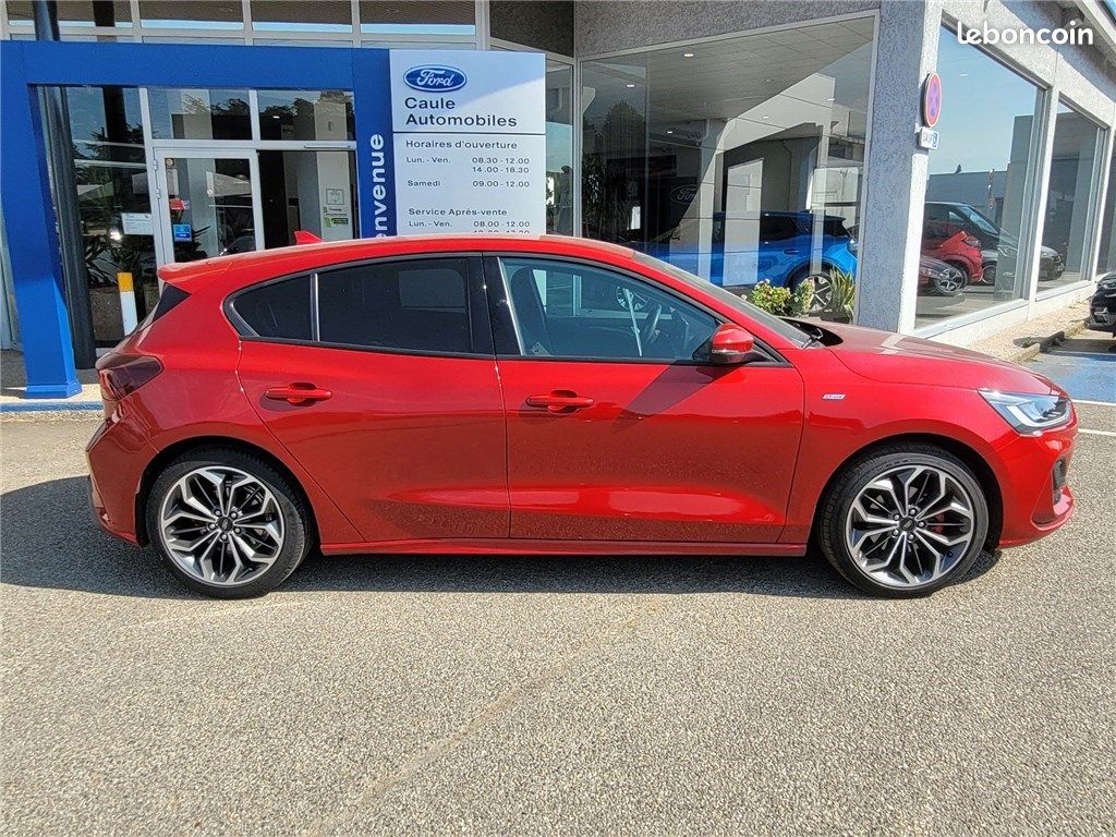Ford Focus IV 1.0 ECOBOOST 155 S&S MHEV ST-Line X (image 10)