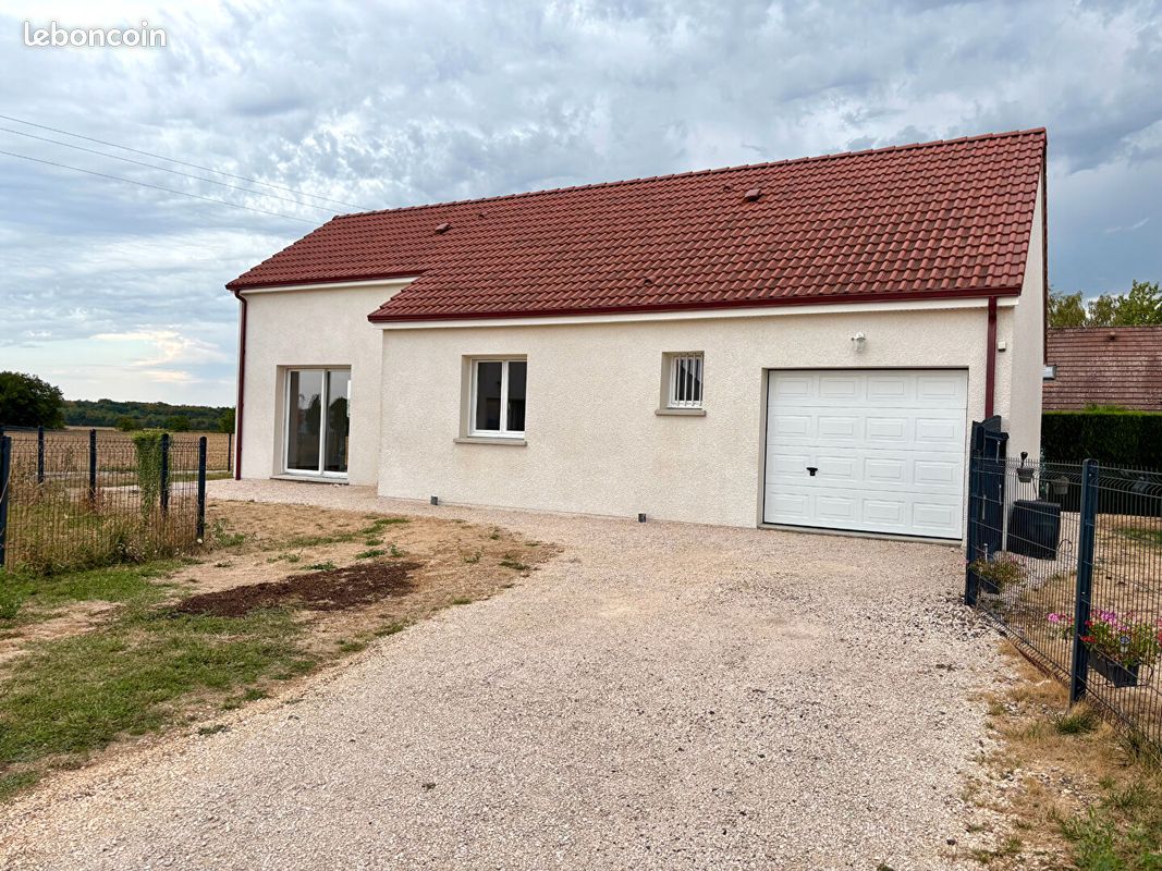 Maison 4 pièces 79 m² · à Noiron-sous-Gevrey · 79 m² · 250 000 €