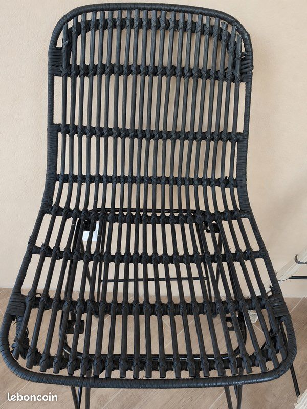 Chaise de bar, tabouret, piètement, assise, neufs, porte-vases, porte-bûches… (image 4)