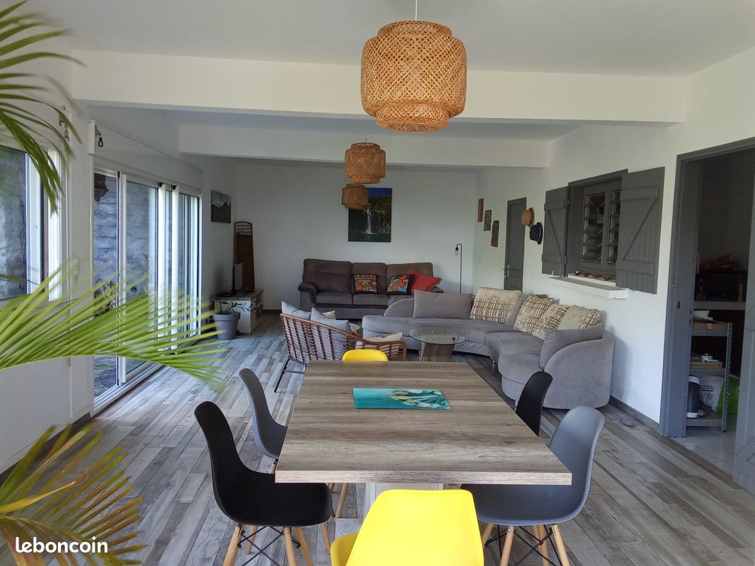 Maison 3 pièces 90 m² · à Saint-Denis · 90 m² · 1 600 €/mois