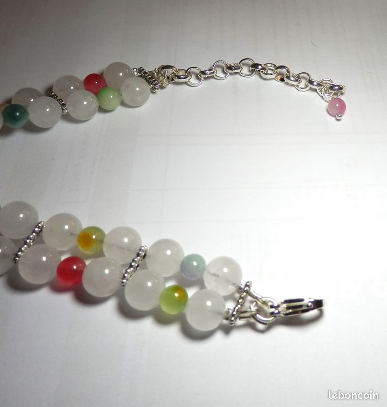 Bracelet pierres de jade blanche et teintées (image 9)
