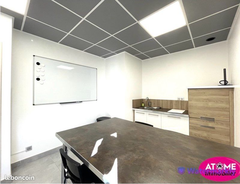 Local commercial (image 2)