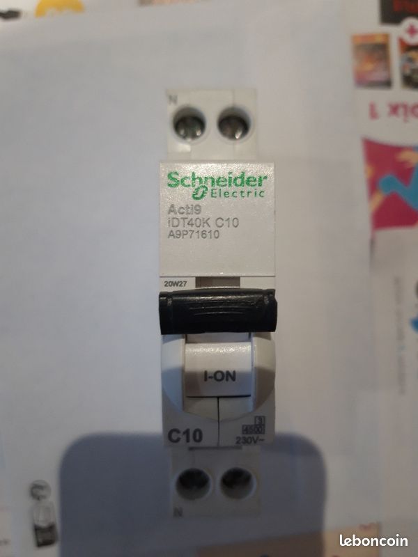 Disjoncteur (image 1)