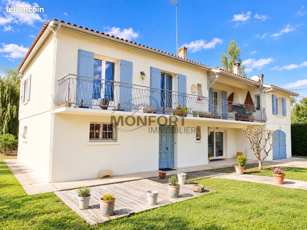 Maison 11 pièces 188 m² · à Fourques-sur-Garonne · 188 m² · 219 450 €