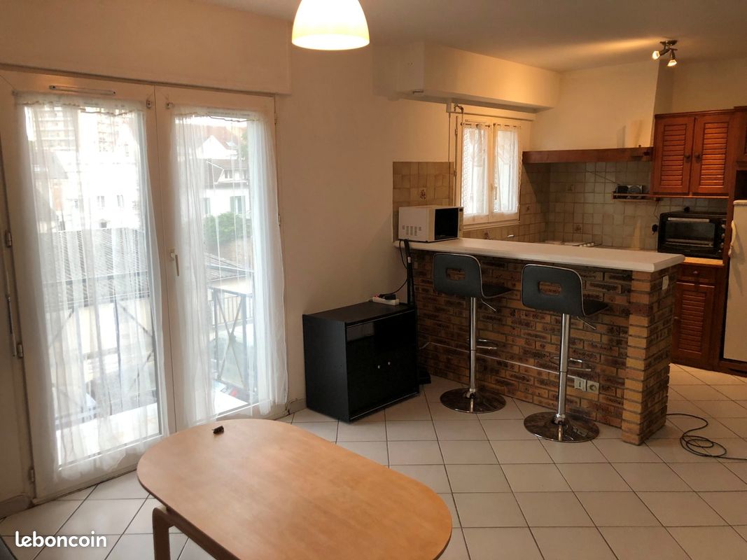 Appartement 1 pièce 31 m² · à Savigny-sur-Orge · 31 m² · 690 €