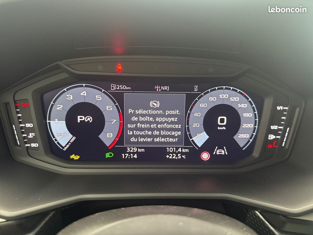 AUDI A1 Sportback 30 TFSI 116 ch S tronic 7 Design (image 10)