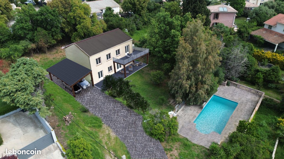 Maison 5 pièces 162 m² · à Furiani · 162 m² · 659 000 €