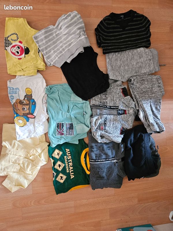 Lot vêtements garçon 5-6 ans / 110-116 cm (Doudounes, Sweats, Joggings...) (image 2)