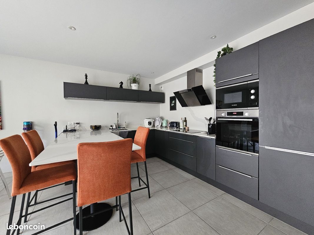Appartement 3 pièces 83 m² · à Vichy · 83 m² · 328 000 €