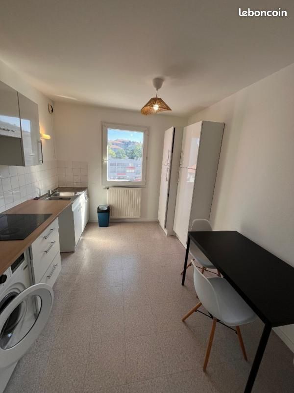 Appartement 2 pièces 57 m² · à Saint-Étienne · 57 m² · 640 €
