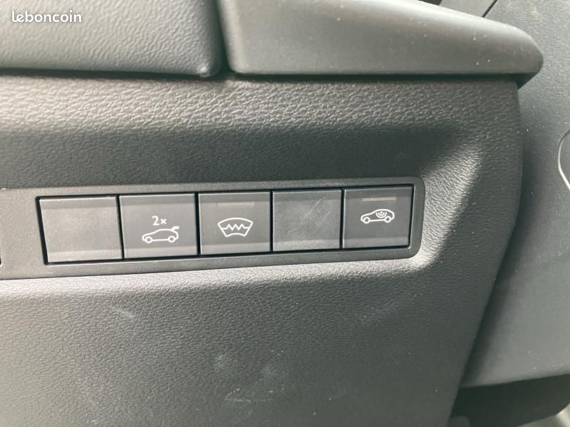 Jeep Compass 1.2 Turbo T3 145ch e-Hybrid First Edition BVR6 (image 22)