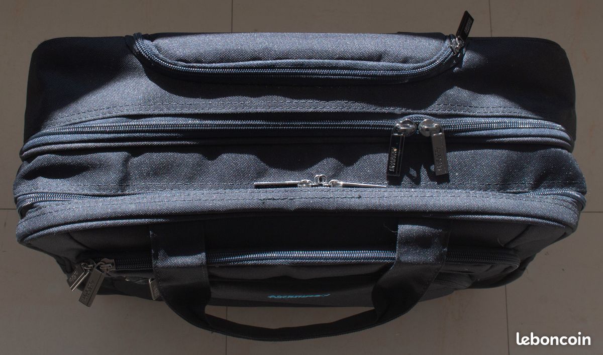 Sacoche valisette souple à 2 roues marque: Américan tourister (image 3)