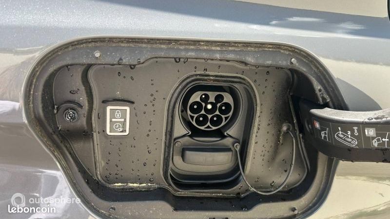 Peugeot 308 e-308 156ch batterie 54 kWh GT (image 18)