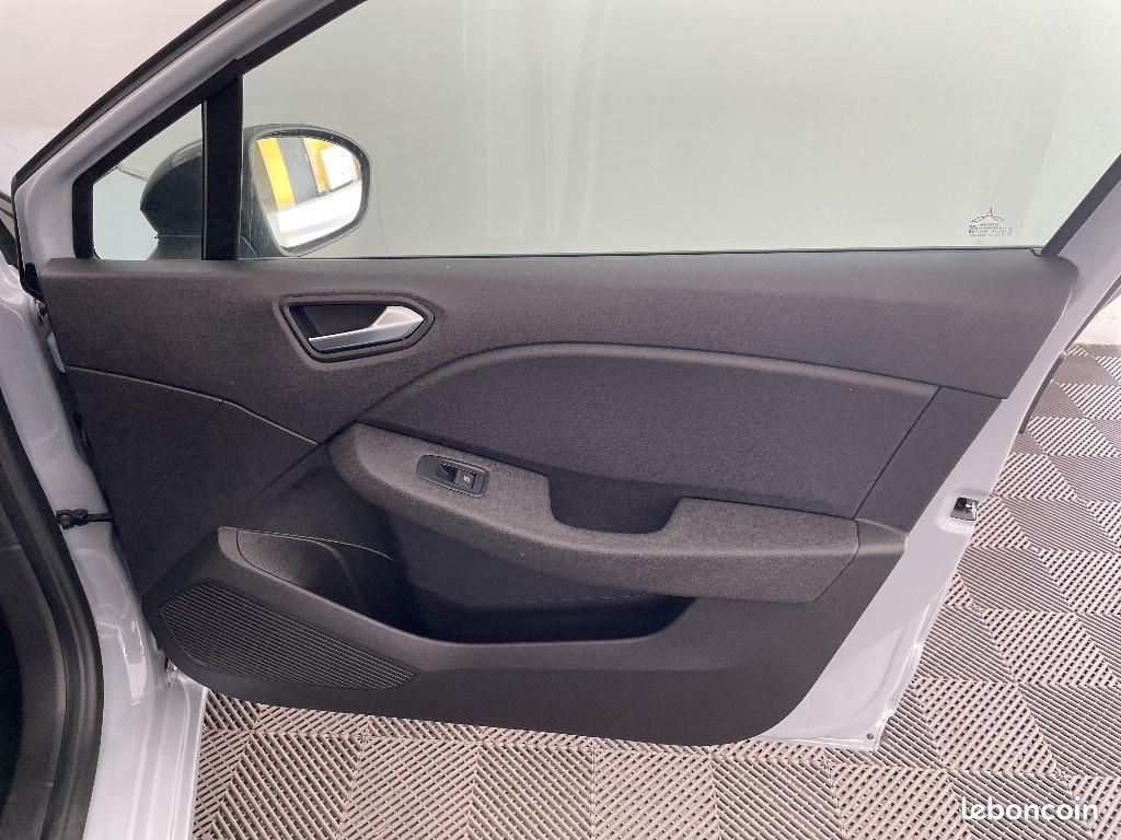 Renault Clio V TCe 90 Evolution (image 20)