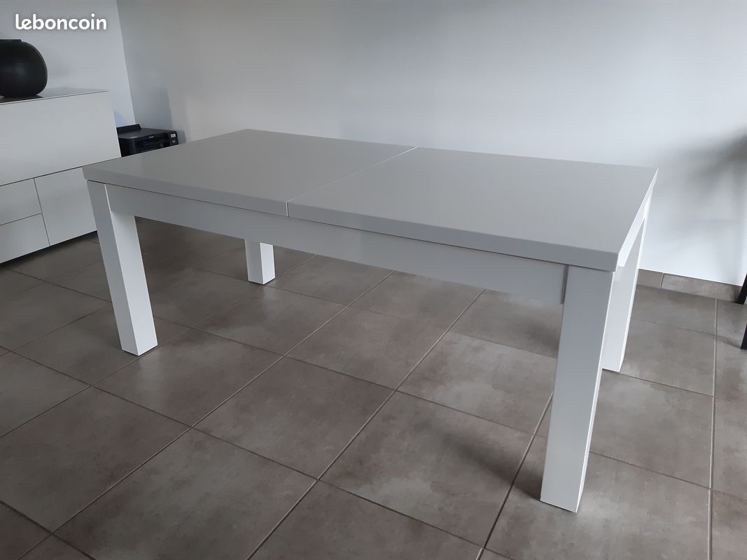 Table salle à manger (image 1)