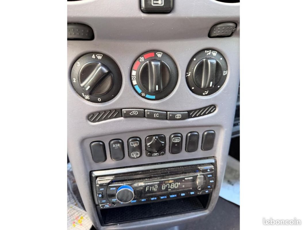 MERCEDES CLASSE A DEPOT VENTE A 140 Classic entretien mercedes CT OK (image 8)