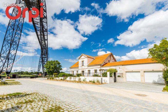 Maison 6 pièces 270 m²