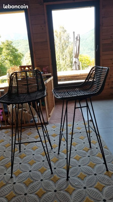 Chaises de bar (image 1)