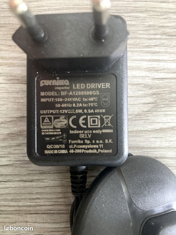 Bloc alimentation 12V avec interrupteur (image 2)