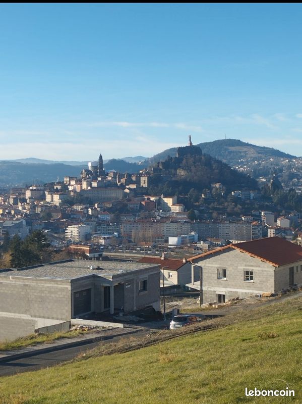 Terrain constructible · à Le Puy-en-Velay · 34 000 €