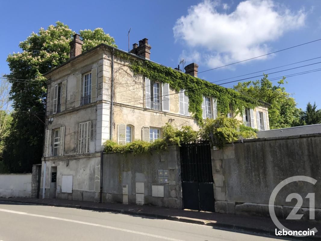 Appartement 3 pièces 67 m² · à Presles · 67 m² · 979 €/mois