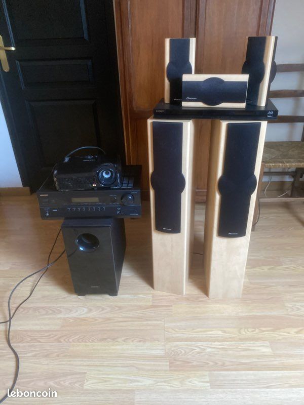 1 LOT DE 2 Enceintes Sony 160W EUR 50,00 - PicClick FR