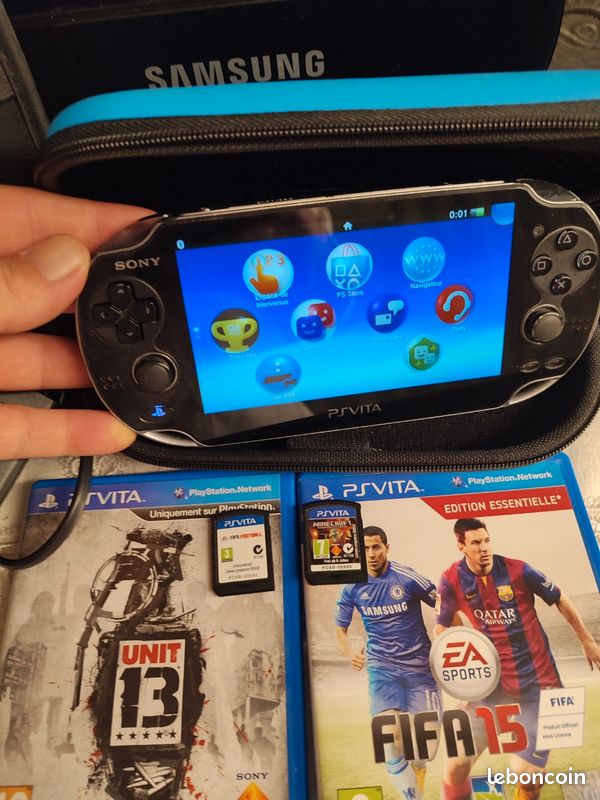 PlayStation Vita PCH-2016 WiFi Edition - Noir (image 4)