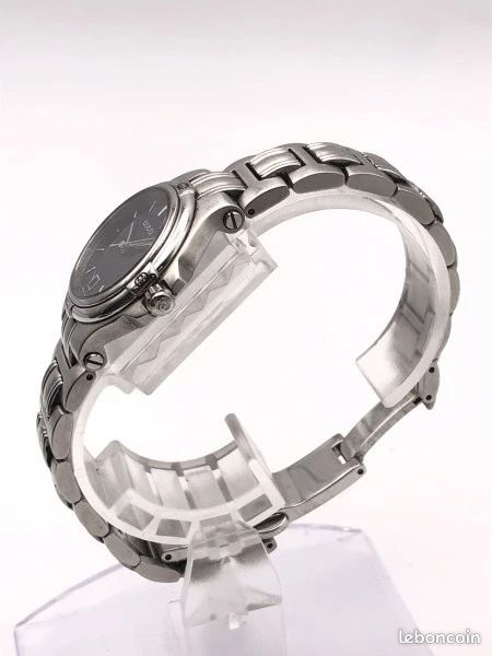 Montre GUCCI 9040L 26mm Cadran Noir en Acier – Très bon état FE111 (image 4)