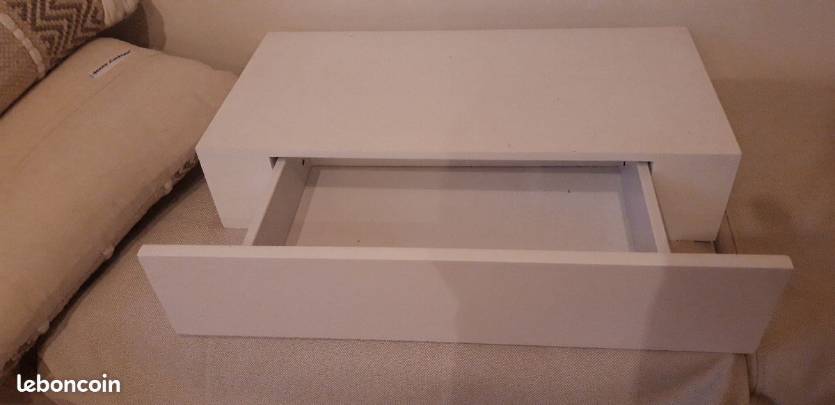 2 tablettes chevet blanches suspendus jamais posées (image 3)