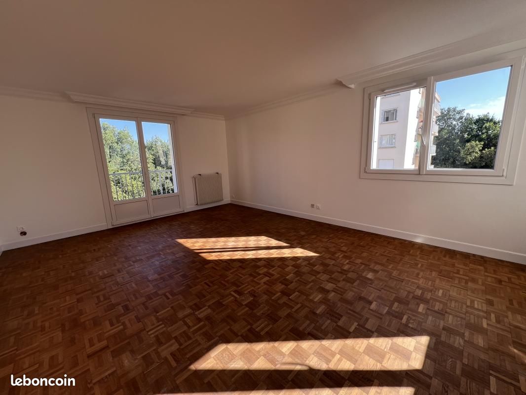 Appartement 3 pièces 77 m² · à Nantes · 77 m² · 850 €