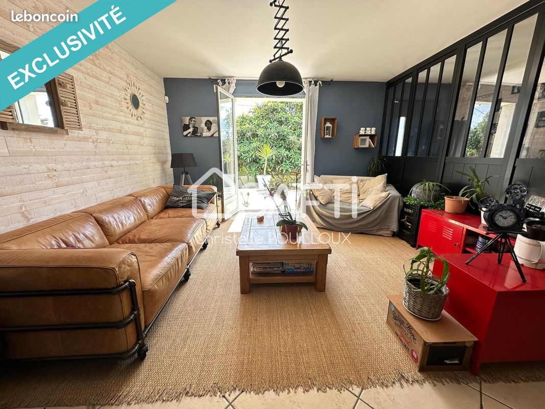 Maison 6 pièces 130 m² - Saint-Rémy 79410 (image principale 0)