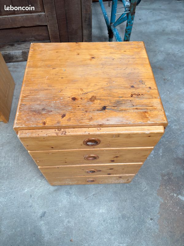 Commode à tiroirs Charlotte Perriand (image 2)