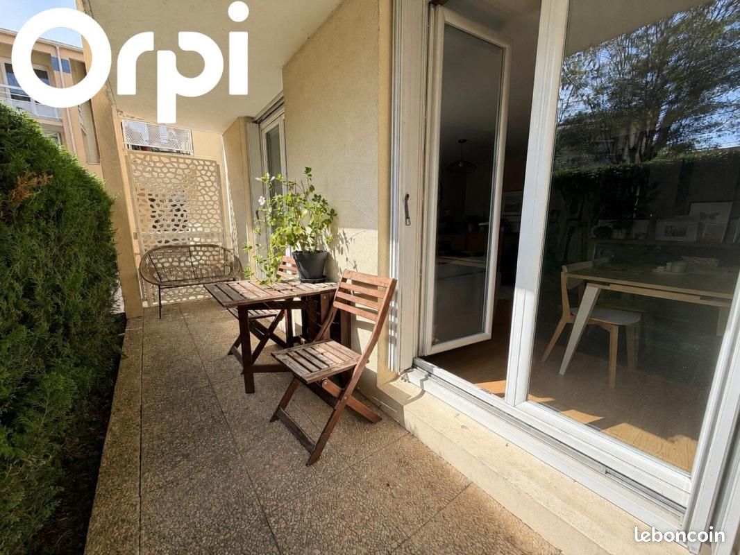 Appartement 3 pièces 63 m² · à Guyancourt · 63 m² · 1 320 €