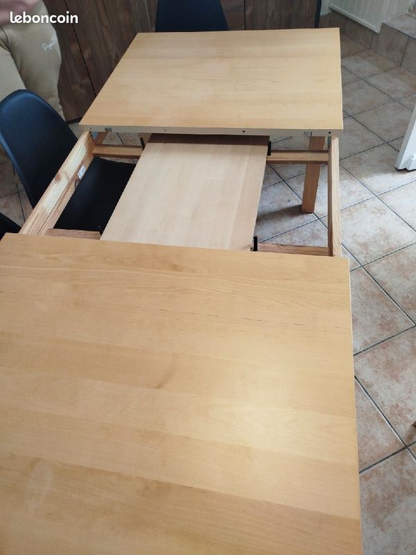 Table (image 3)