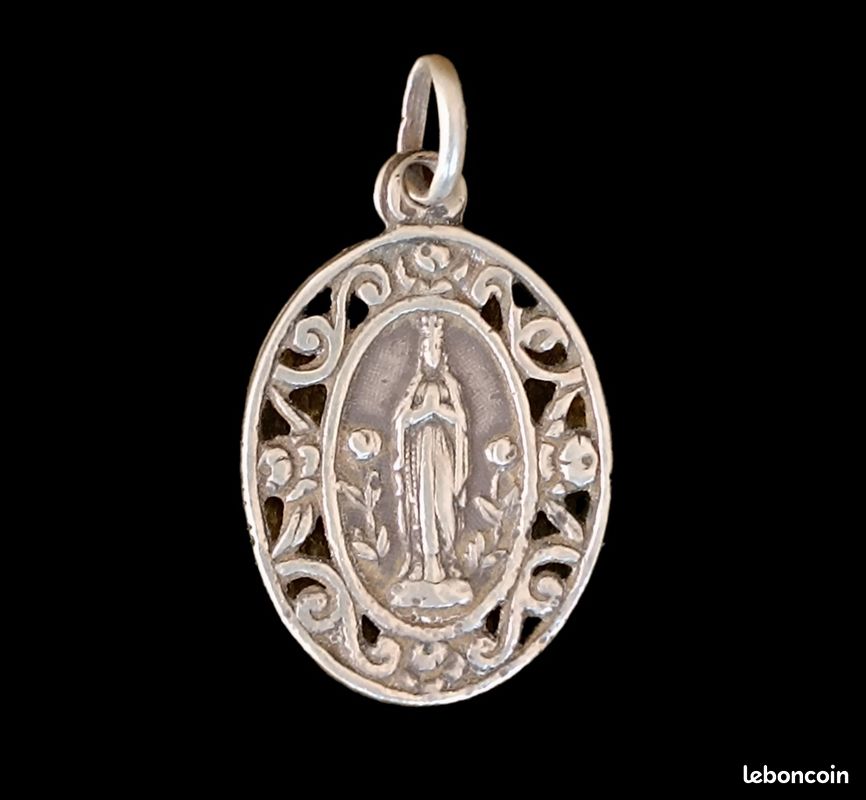 Ancien Pendentif Vierge Marie – Médaille Argent Massif – Bijou Vintage