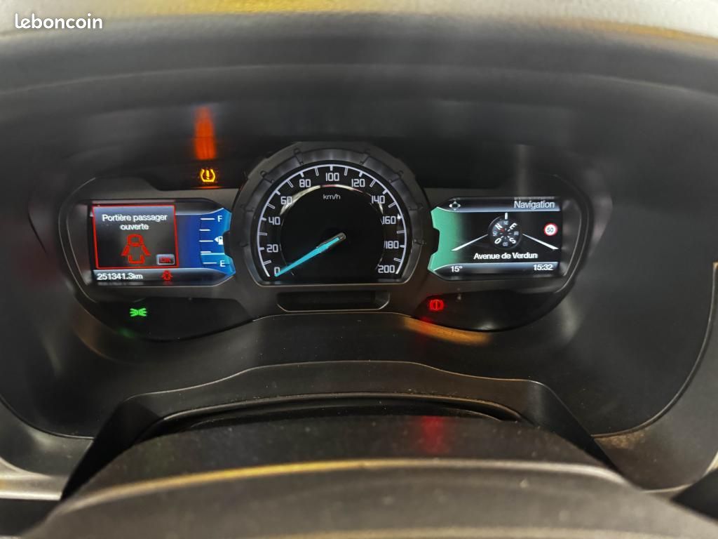 Ford ranger super cabine 2.2 tdci 160 xlt sport 4x4 (image 25)