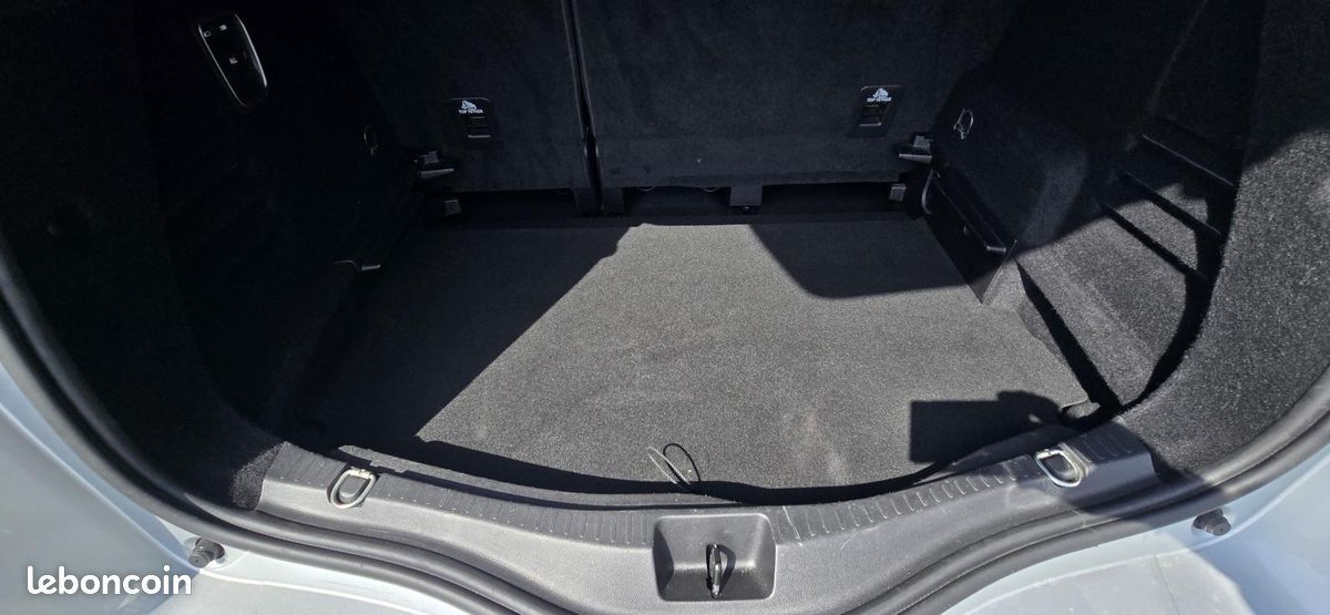 Renault Scénic IV dCi 160 Energy EDC Intens BOITE AUTO ATTELAGE (image 9)